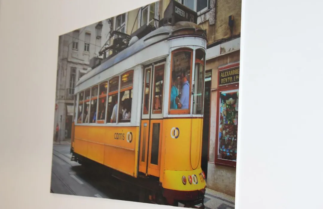 Lisbon Bica-1